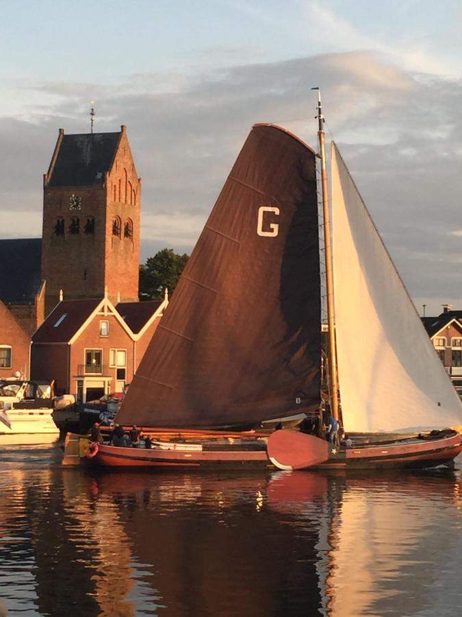 Luxe Houseboat Skoft Hotel Grou Bagian luar foto