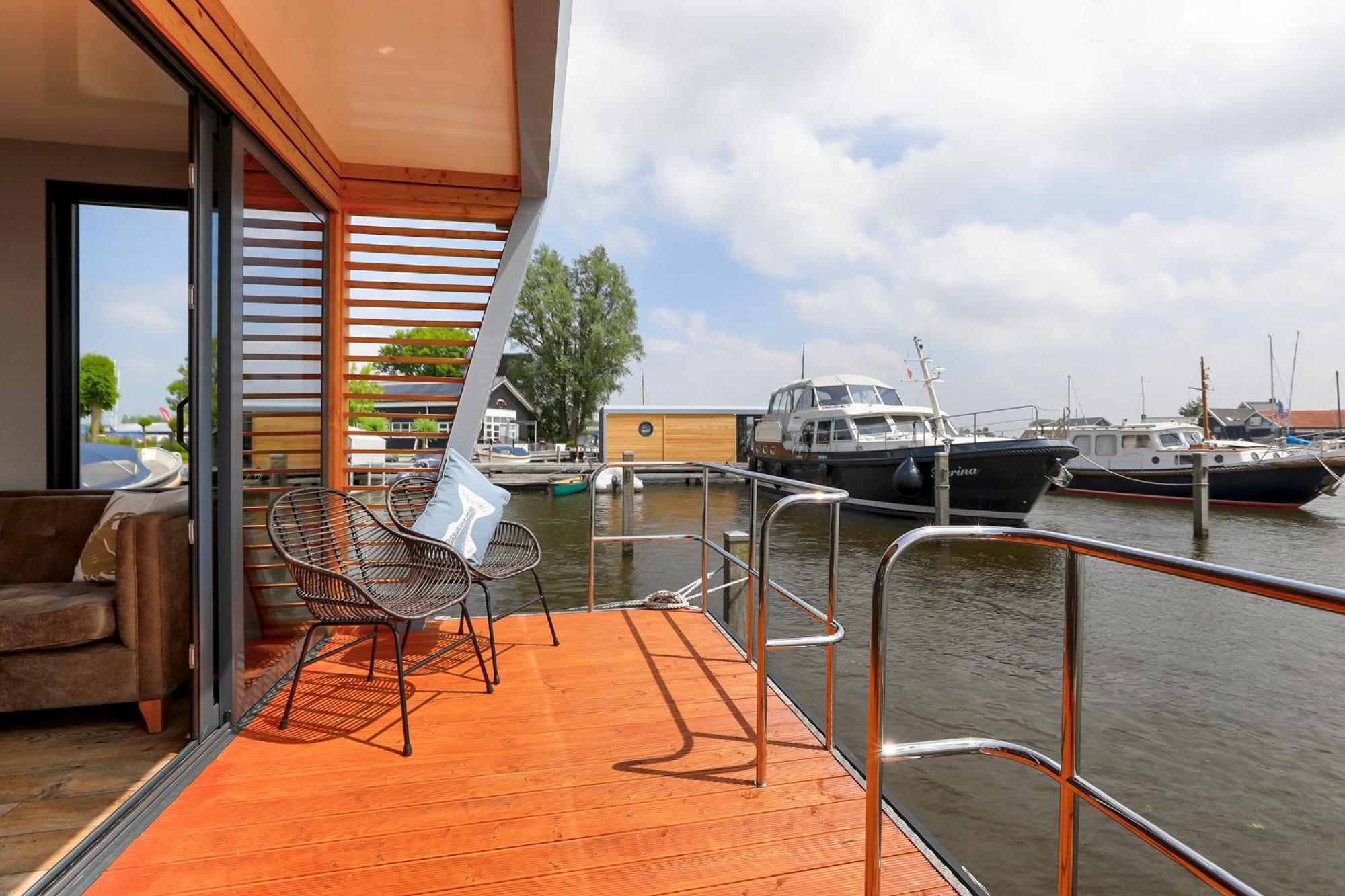 Luxe Houseboat Skoft Hotel Grou Bagian luar foto